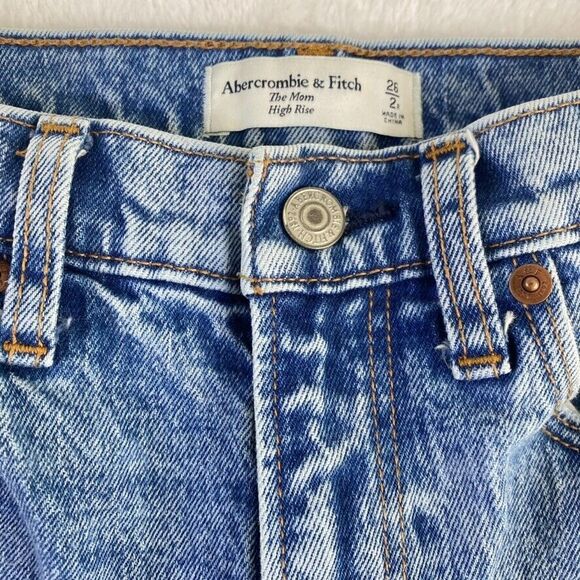 Abercrombie & Fitch Jeans Women Sz 26 The Mom High Rise Distressed Raw Hem - Picture 12 of 16